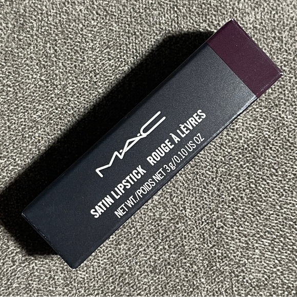 π₯°π₯°MAC Satin Lipstick 805 - Cyberπ₯°π₯° - Picture 4 of 5